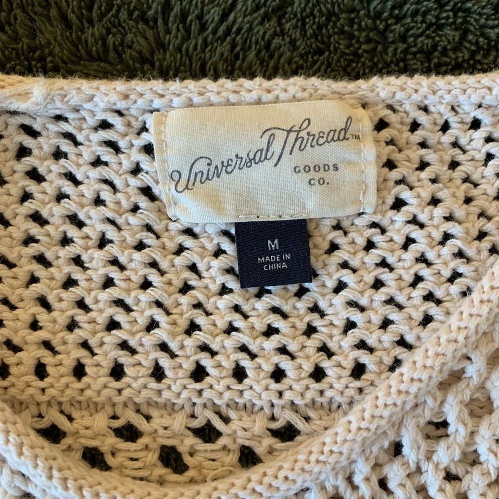 Universal Thread High Low Sweater Size Medium - image 2